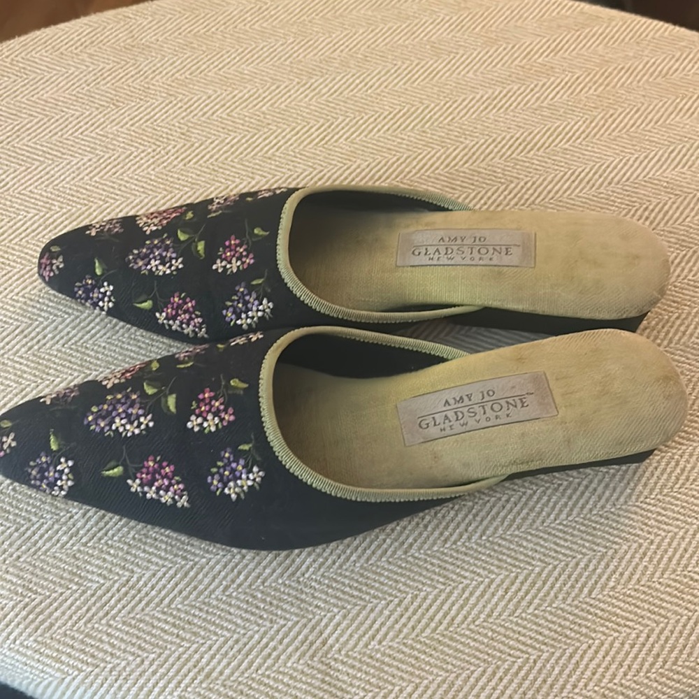 Amy Jo Gladstone Mules View 3